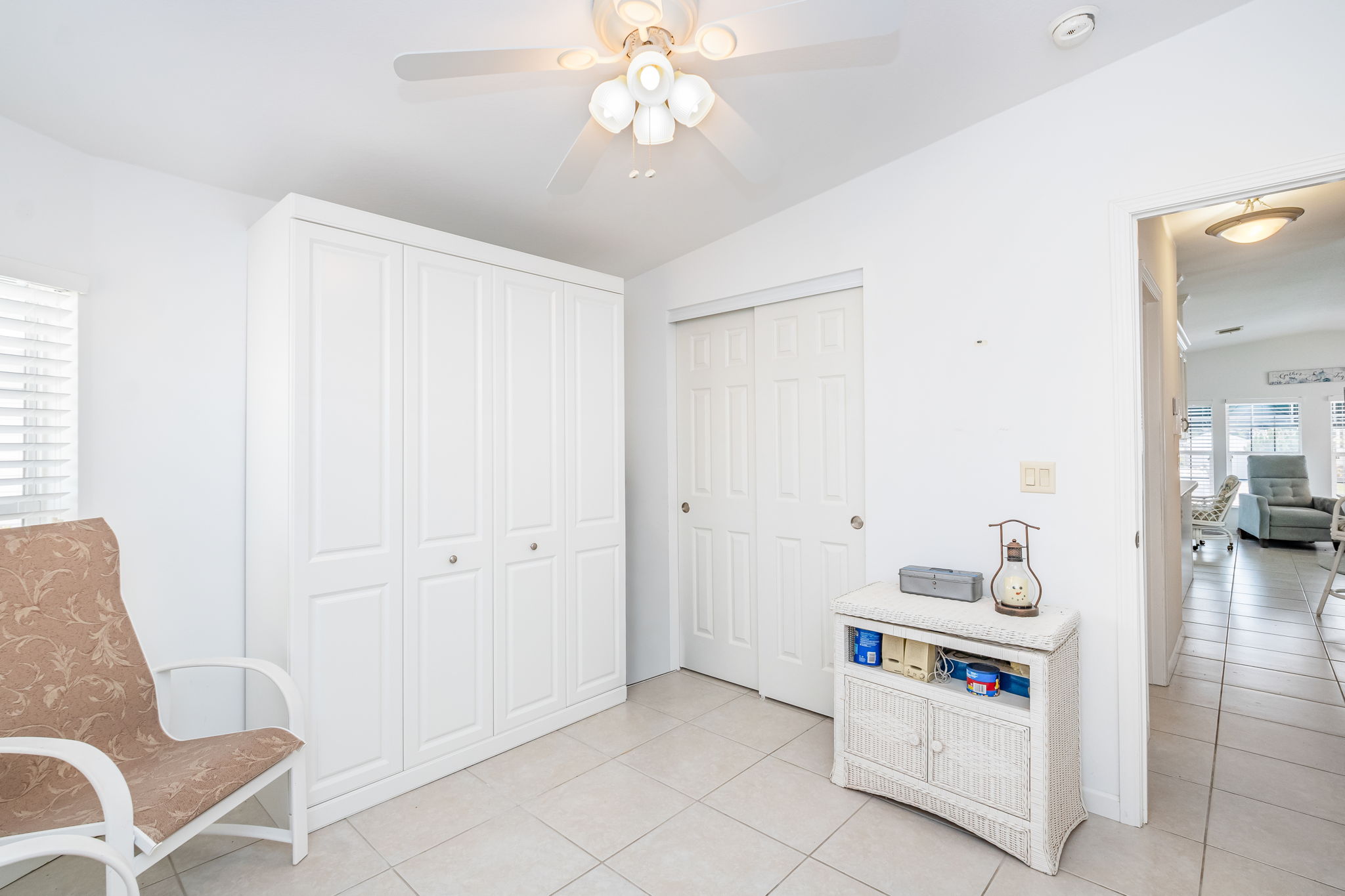 1003 Crystal Lake Dr, Naples, FL 34120, USA Photo 16