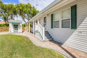1003 Crystal Lake Dr, Naples, FL 34120, USA Photo 2