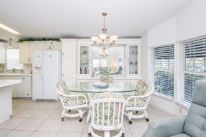 1003 Crystal Lake Dr, Naples, FL 34120, USA Photo 8