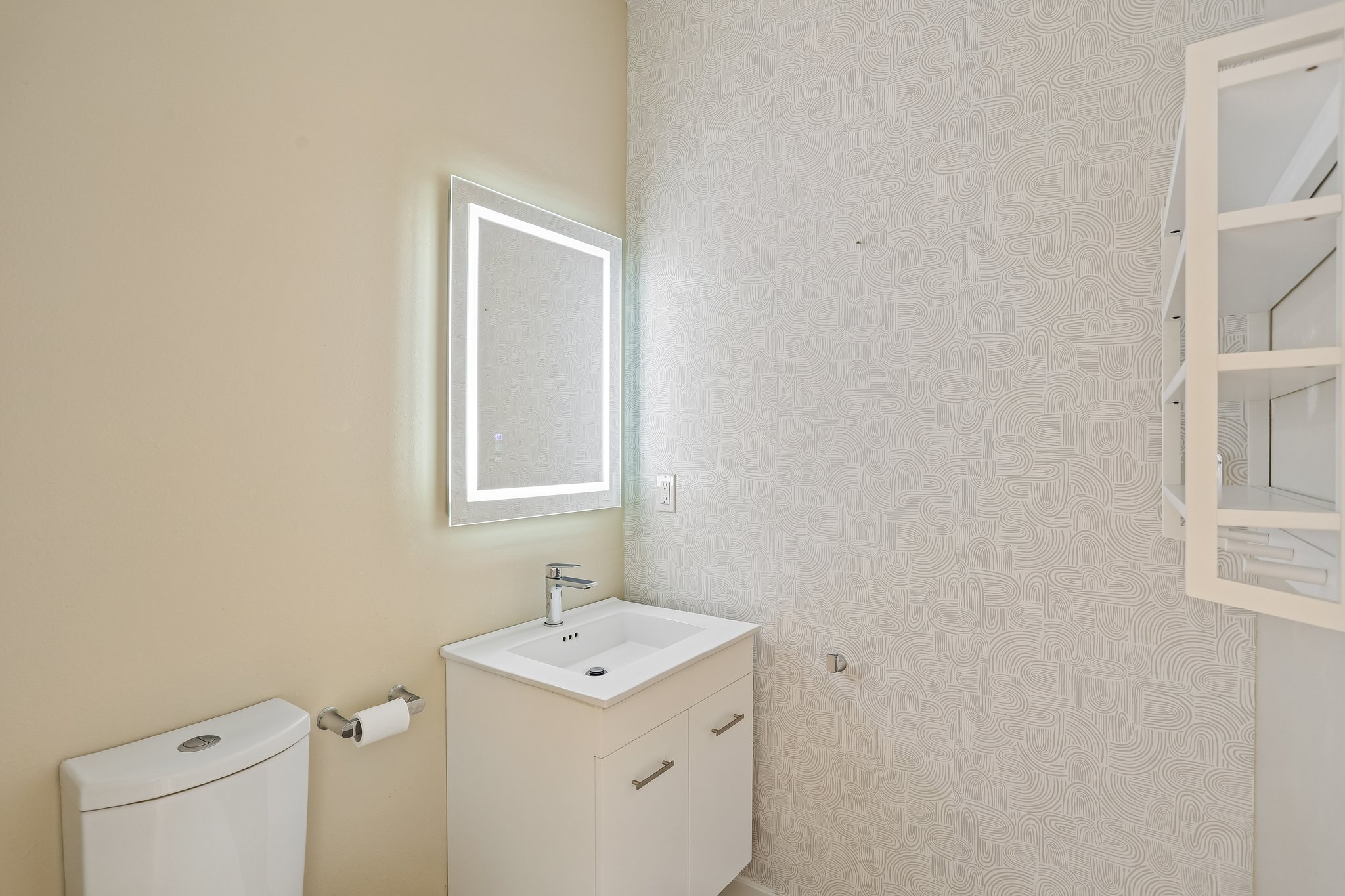 37th Ave SW-S1108-018.jpg