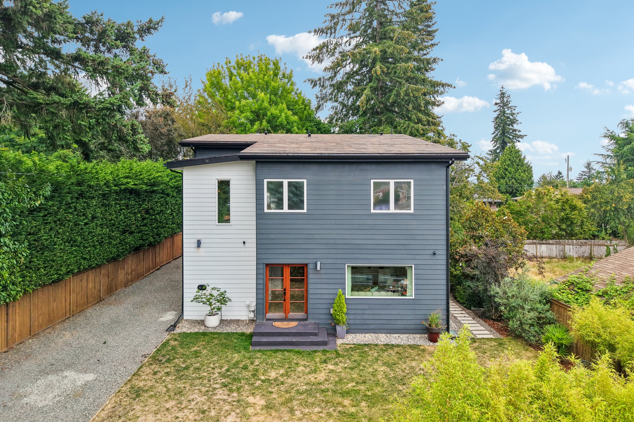 37th Ave SW-S1108-046.jpg