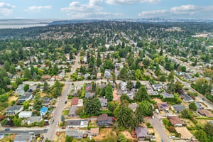 37th Ave SW-S1108-058.jpg