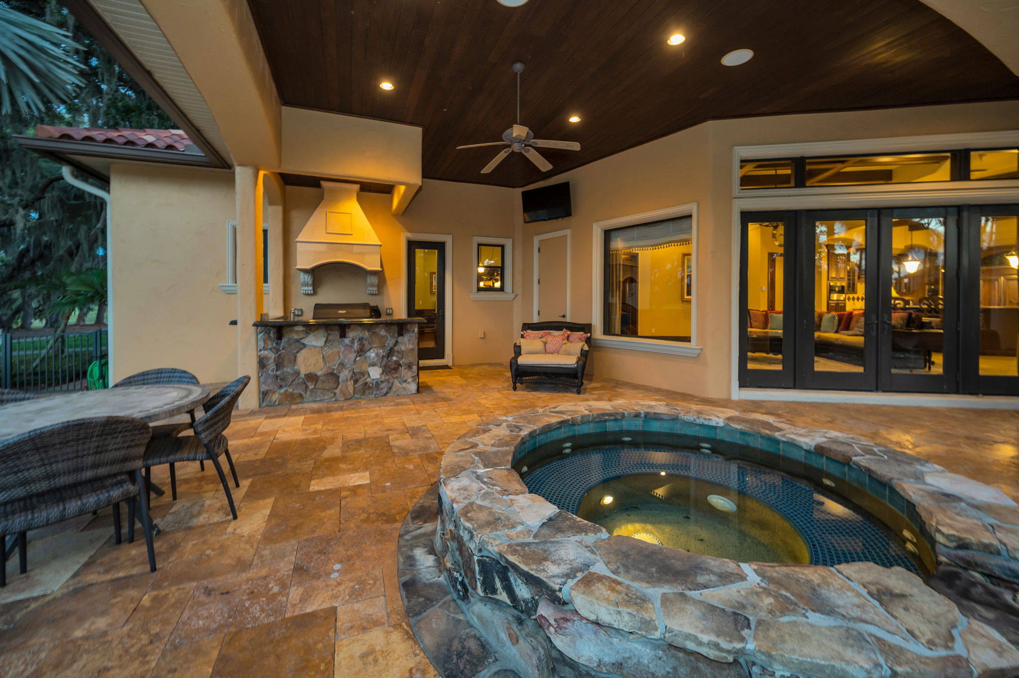Pool and Gilling Area21