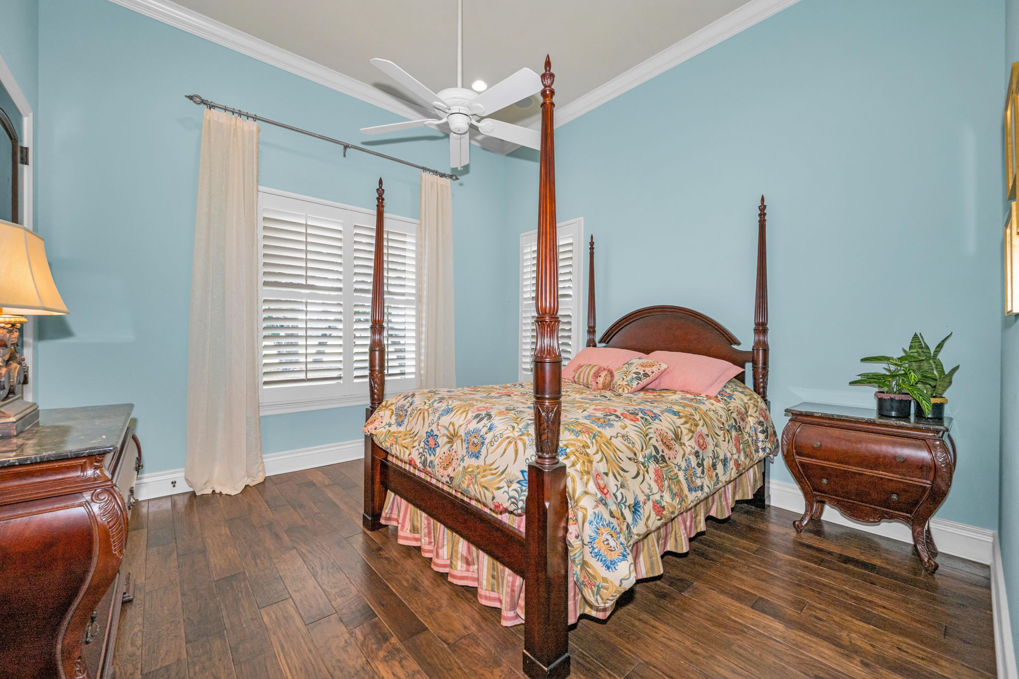Lower Level Bedroom 2a