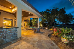 Patio and Grilling Area21