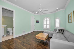 Upper Level Bedroom 4a