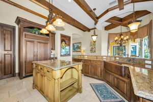 Kitchen 6