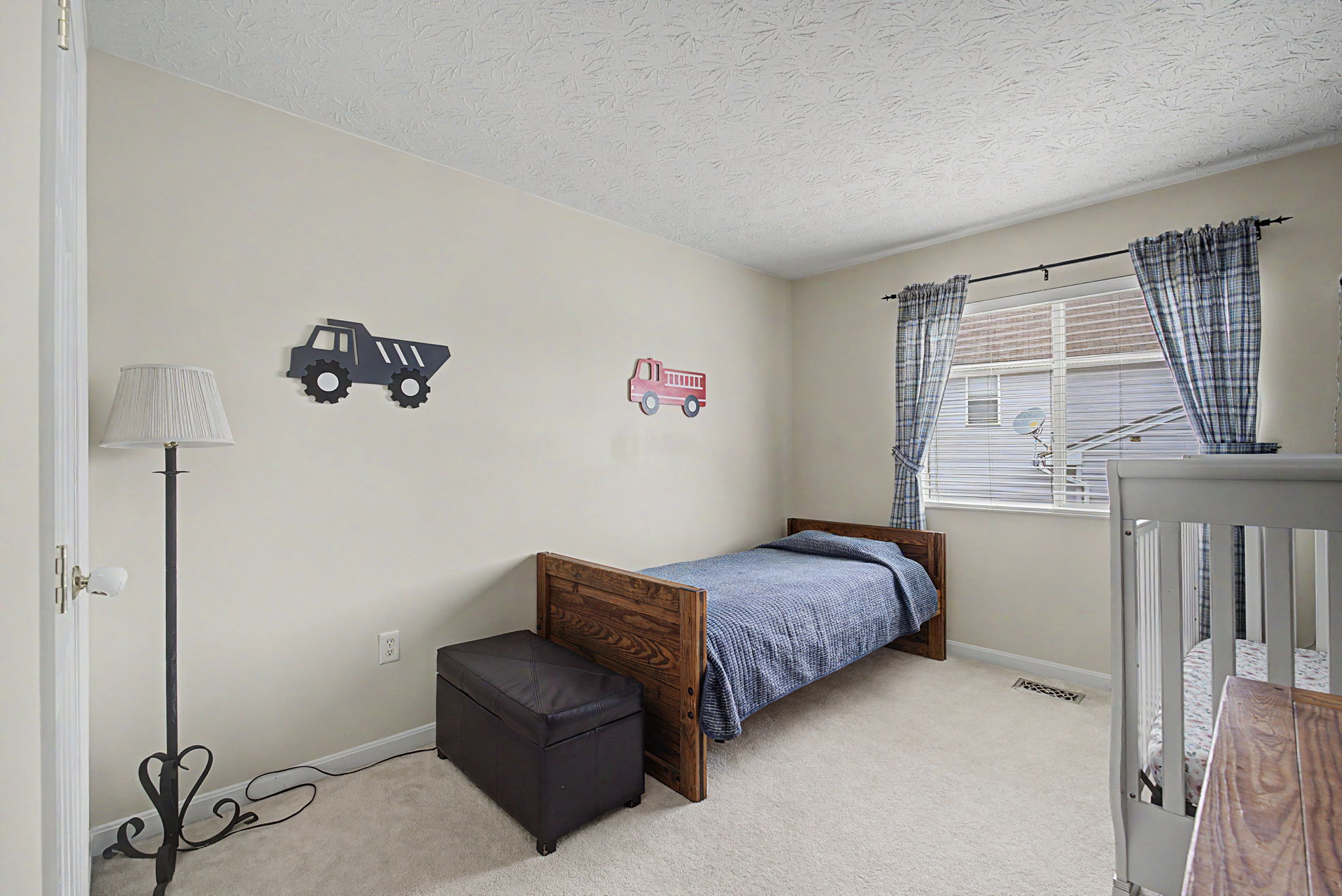  Photo 7