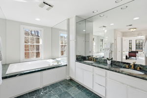 Upper Level Primary Bath