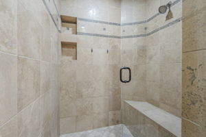  Photo 47