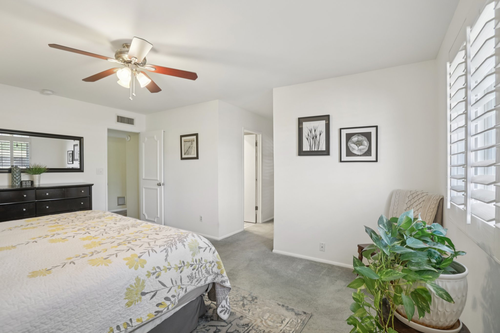 N 26th St-S2409-032.jpg