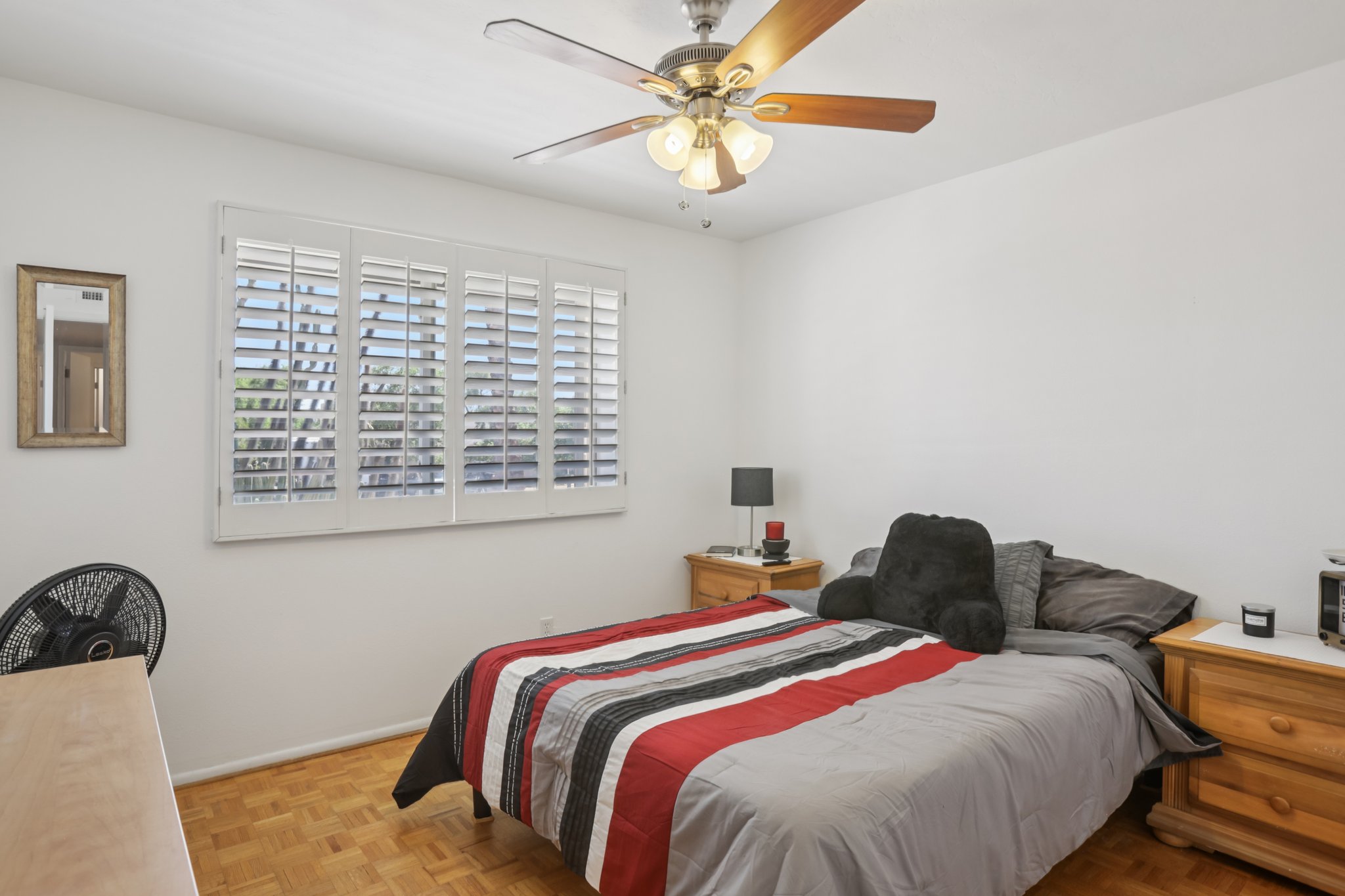 N 26th St-S2409-041.jpg