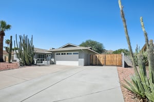 N 26th St-S2409-008.jpg