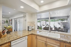 N 26th St-S2409-021.jpg