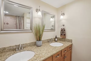 N 26th St-S2409-038.jpg