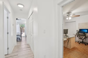 N 26th St-S2409-044.jpg