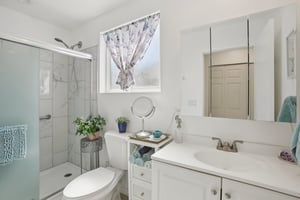 N 26th St-S2409-045.jpg