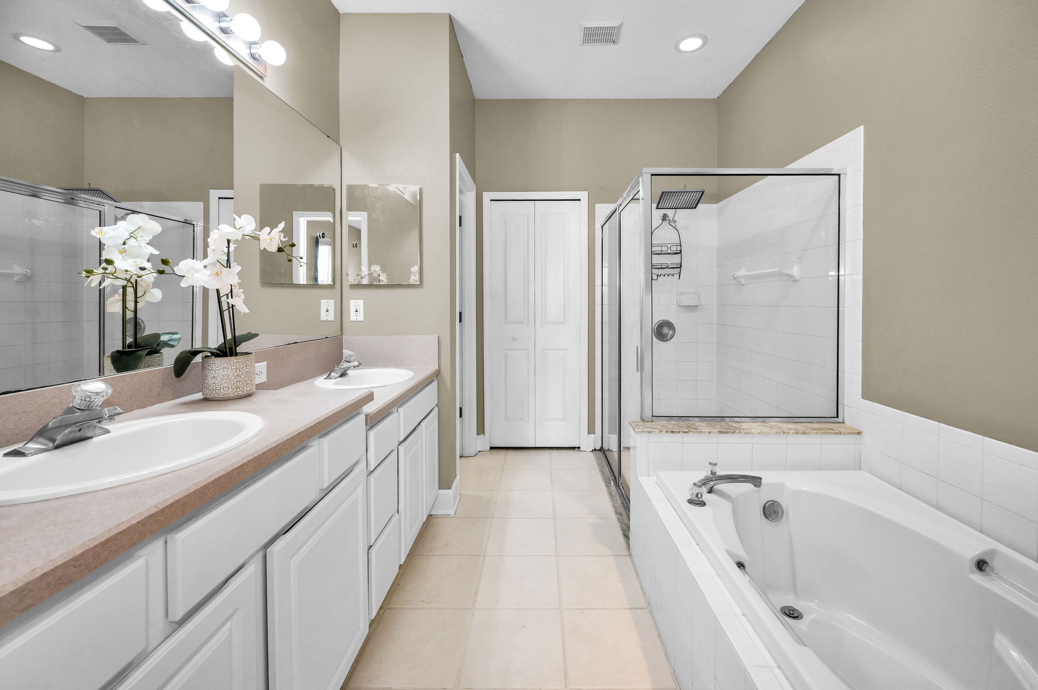 First Floor Master Bathroom1a