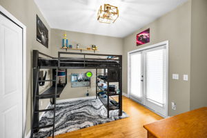Upper Level Bedroom2a