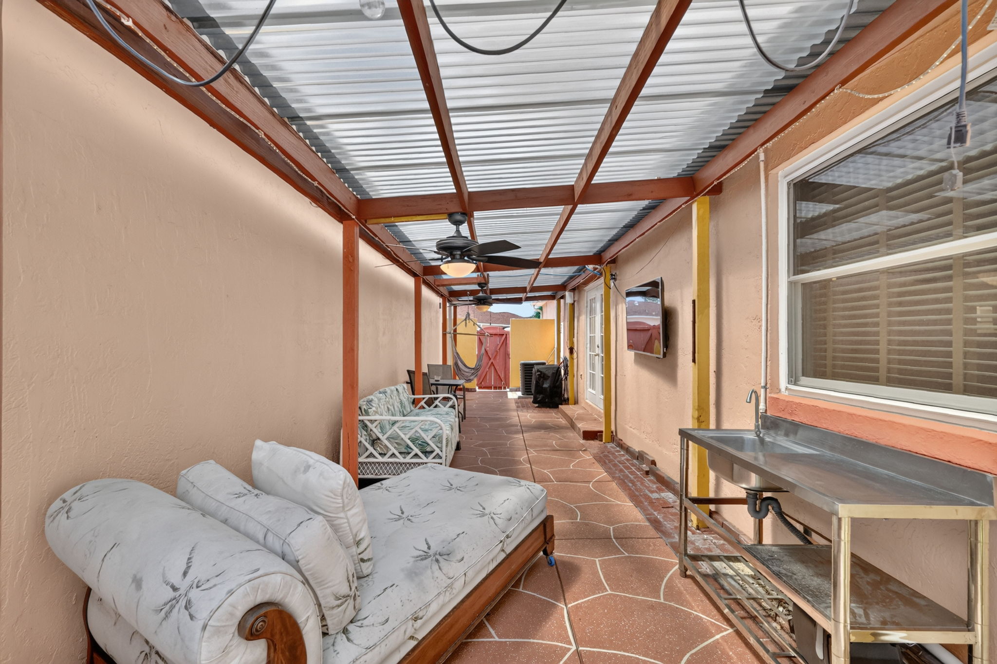 Side Courtyard with Pergola