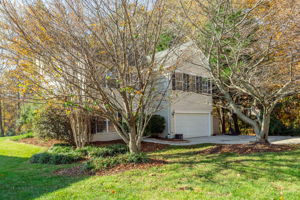 1004 Norse St, High Point, NC 27265, USA Photo 2