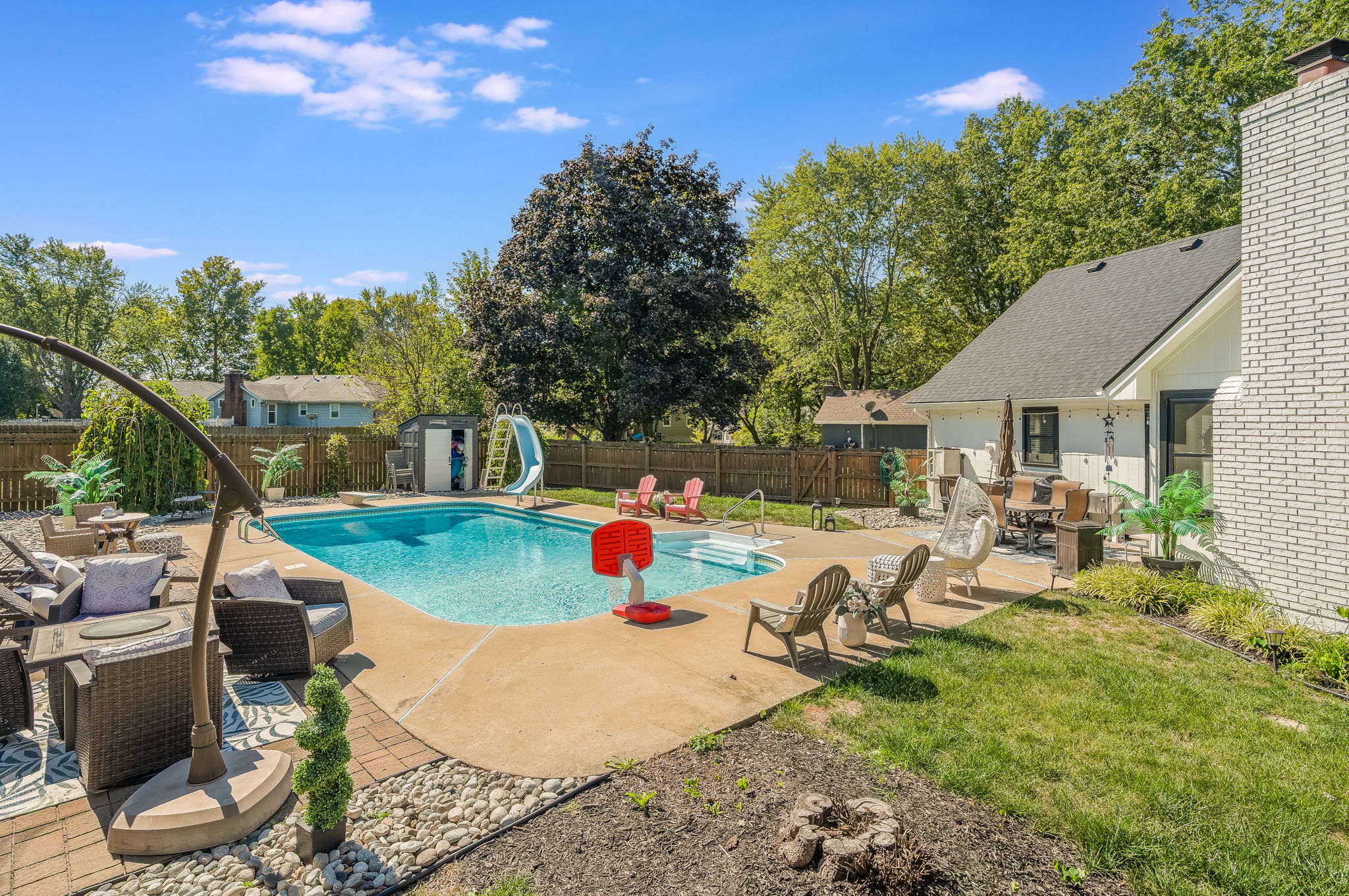 1004 SW Hiawatha Dr-17