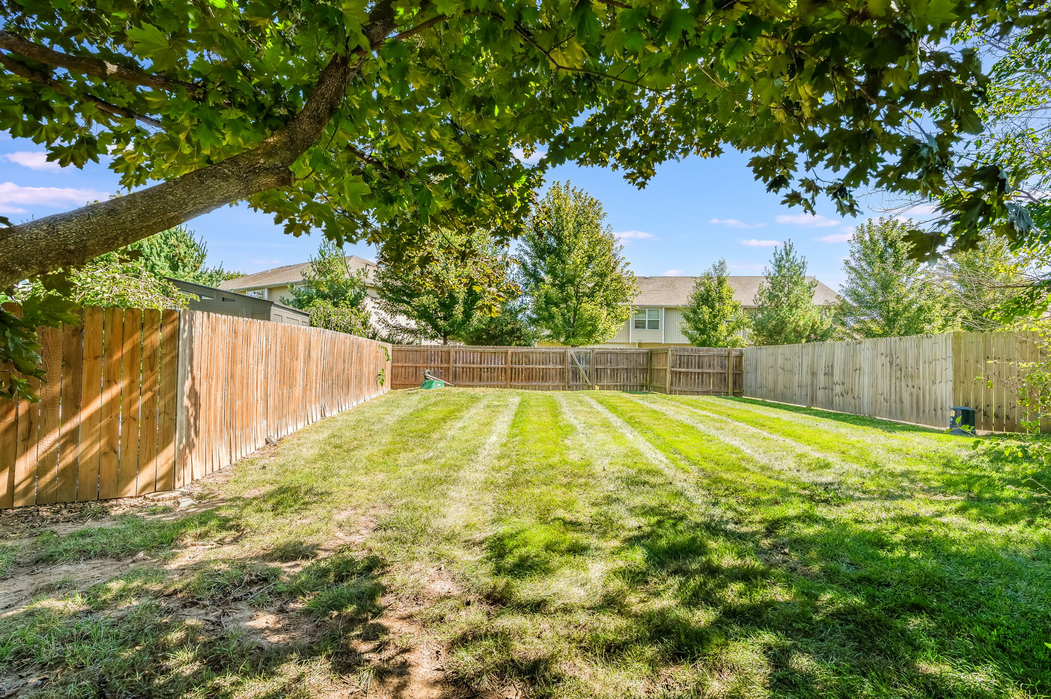 1004 SW Hiawatha Dr-21