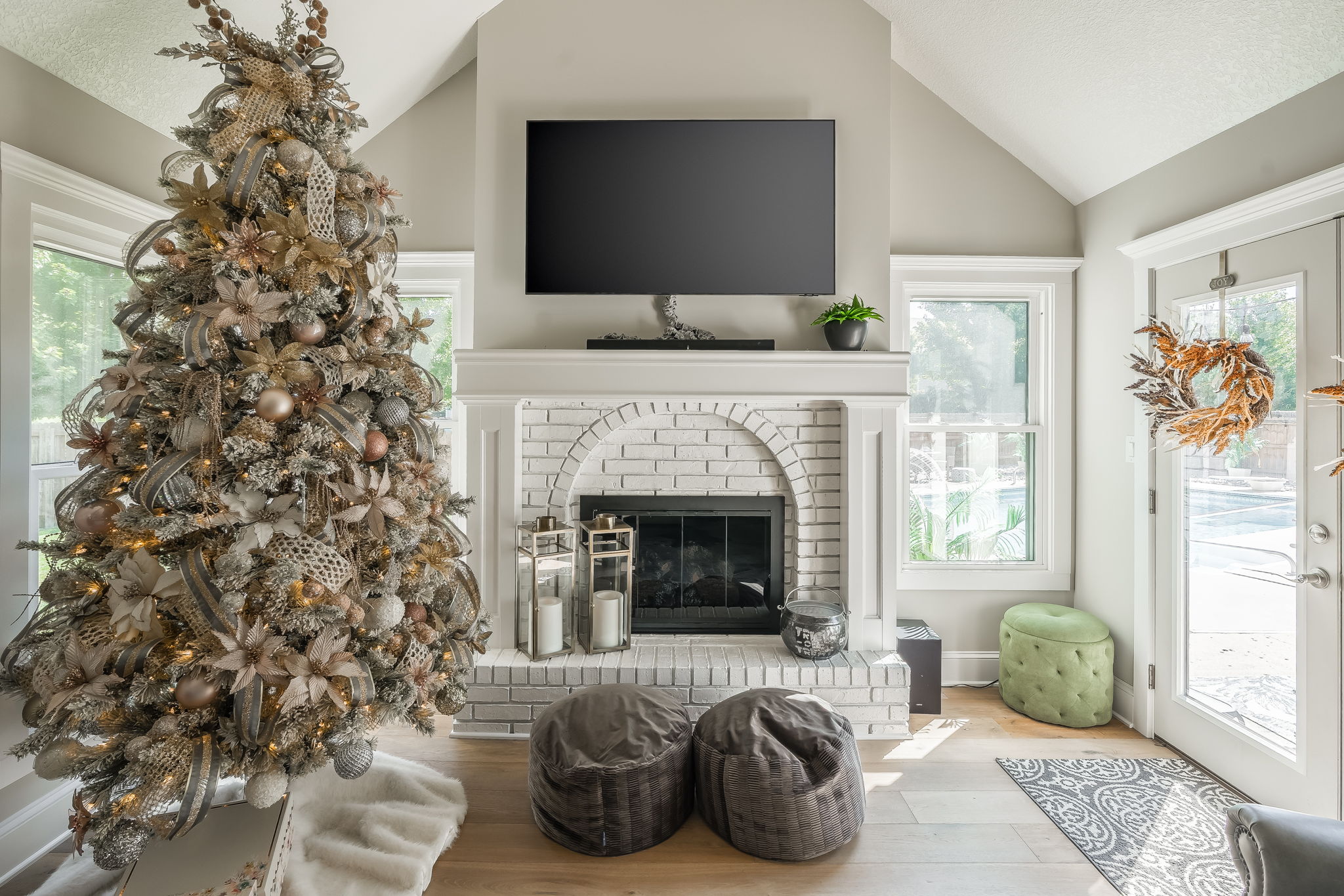 1004 SW Hiawatha Dr-26