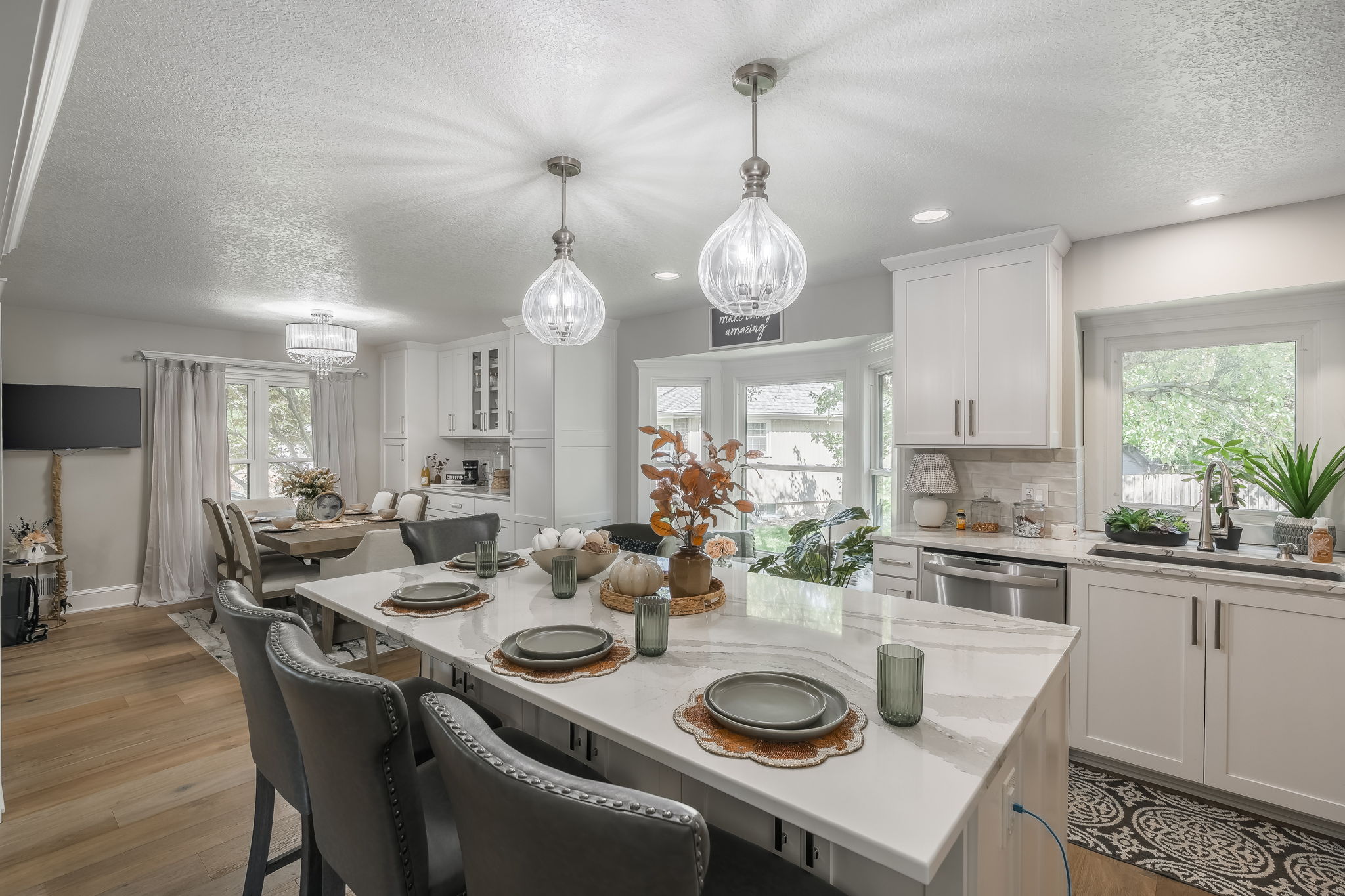 1004 SW Hiawatha Dr-32