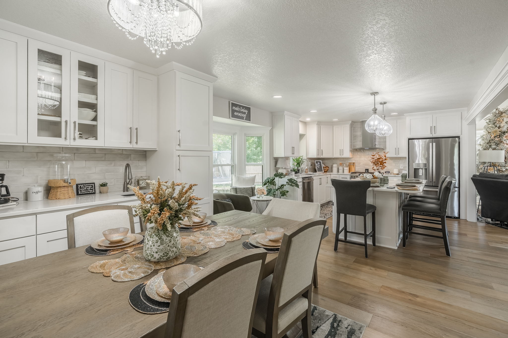 1004 SW Hiawatha Dr-34