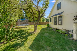 1004 SW Hiawatha Dr-19