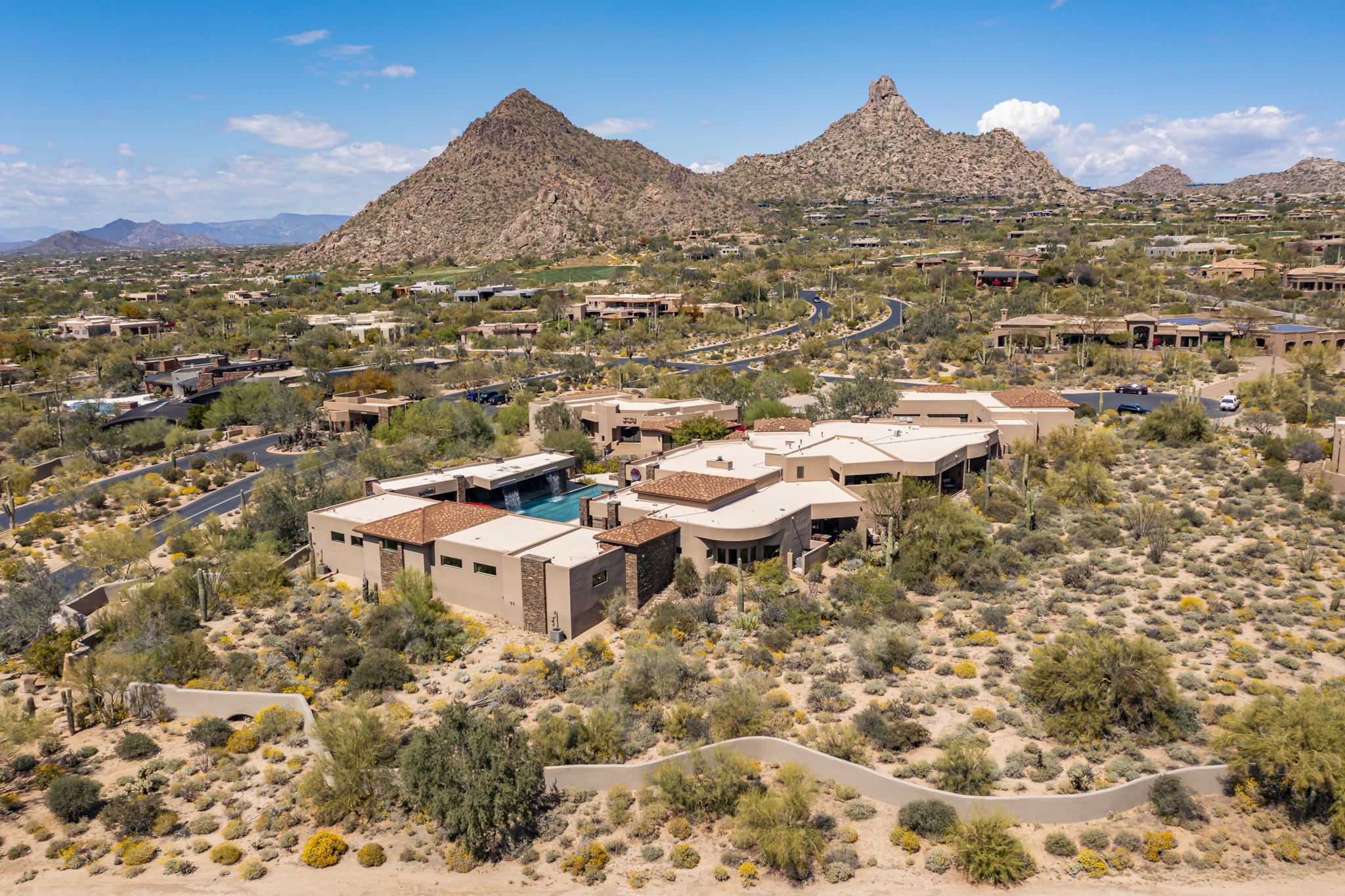 10040 E Happy Valley Rd, Scottsdale, AZ 85255, USA Photo 133
