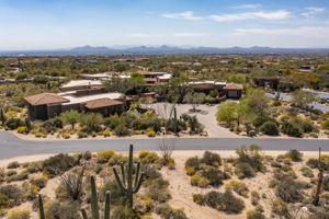 10040 E Happy Valley Rd, Scottsdale, AZ 85255, USA Photo 136