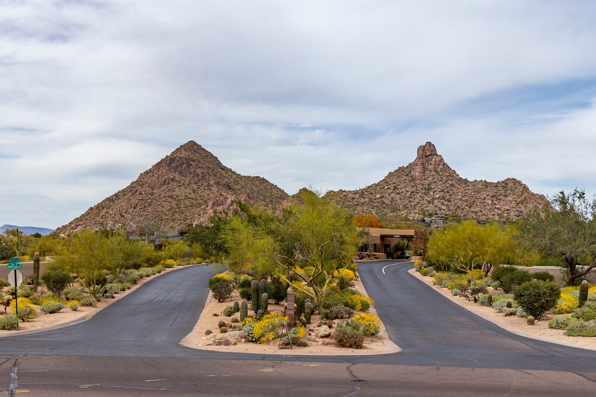 10040 E Happy Valley Rd, Scottsdale, AZ 85255, USA Photo 117
