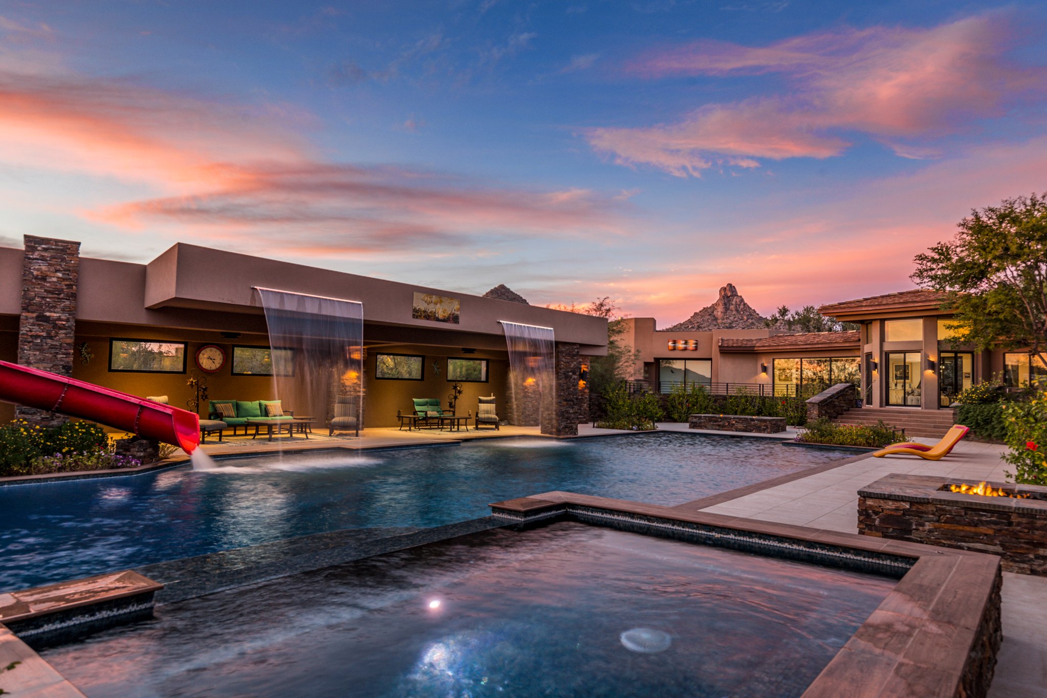 10040 E Happy Valley Rd, Scottsdale, AZ 85255, USA