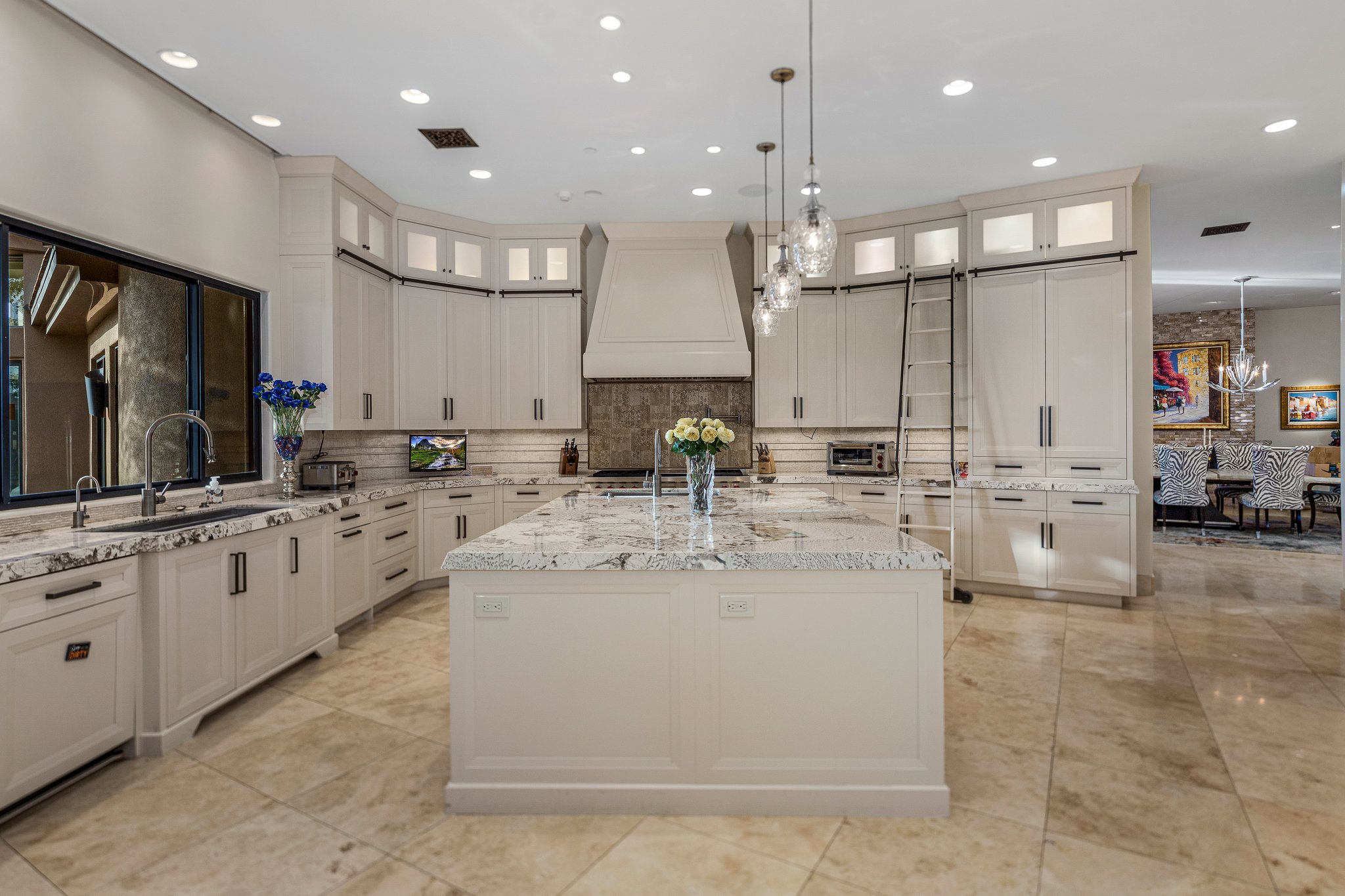10040 E Happy Valley Rd, Scottsdale, AZ 85255, USA Photo 48