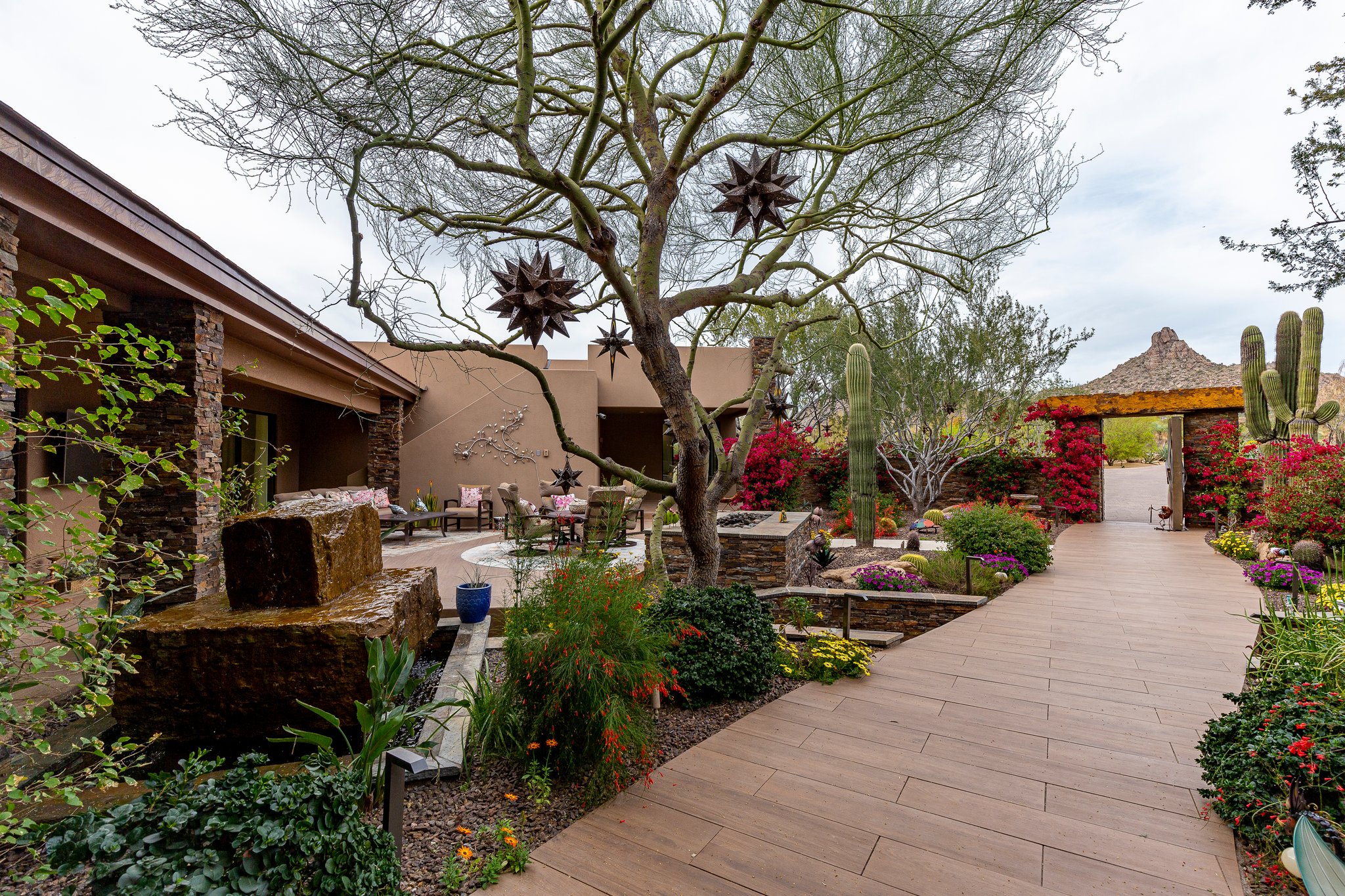 10040 E Happy Valley Rd, Scottsdale, AZ 85255, USA Photo 5