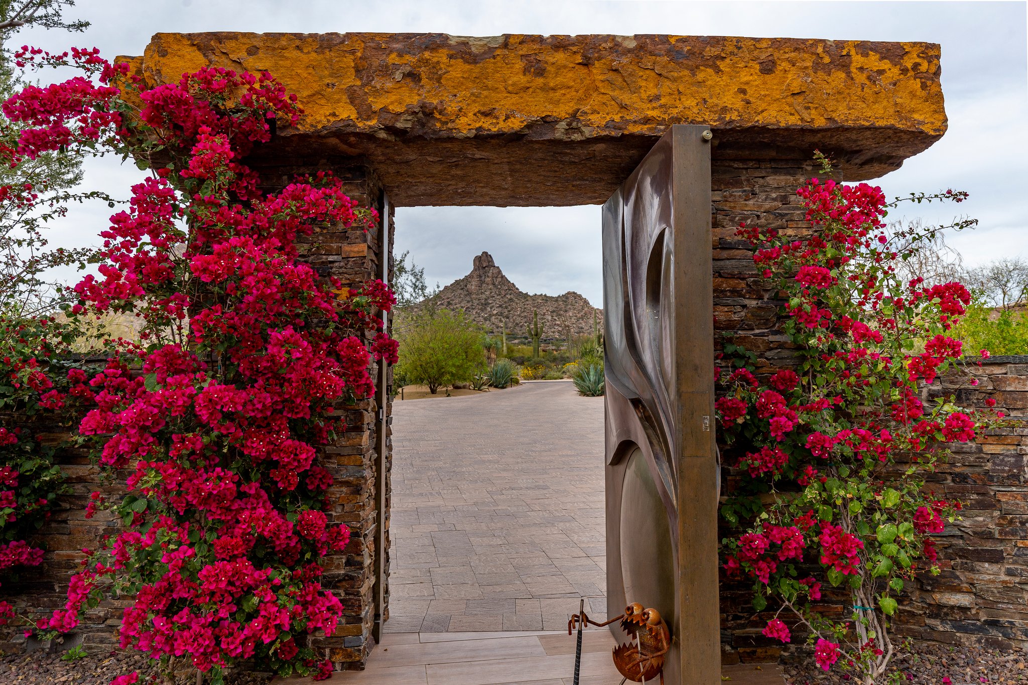 10040 E Happy Valley Rd, Scottsdale, AZ 85255, USA Photo 13