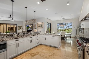 10040 E Happy Valley Rd, Scottsdale, AZ 85255, USA Photo 27