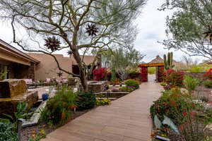 10040 E Happy Valley Rd, Scottsdale, AZ 85255, USA Photo 6