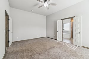 10040 SW 22nd St_026 (2).jpg