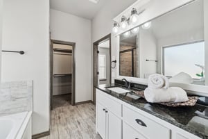 10040 SW 22nd St_031 (2).jpg