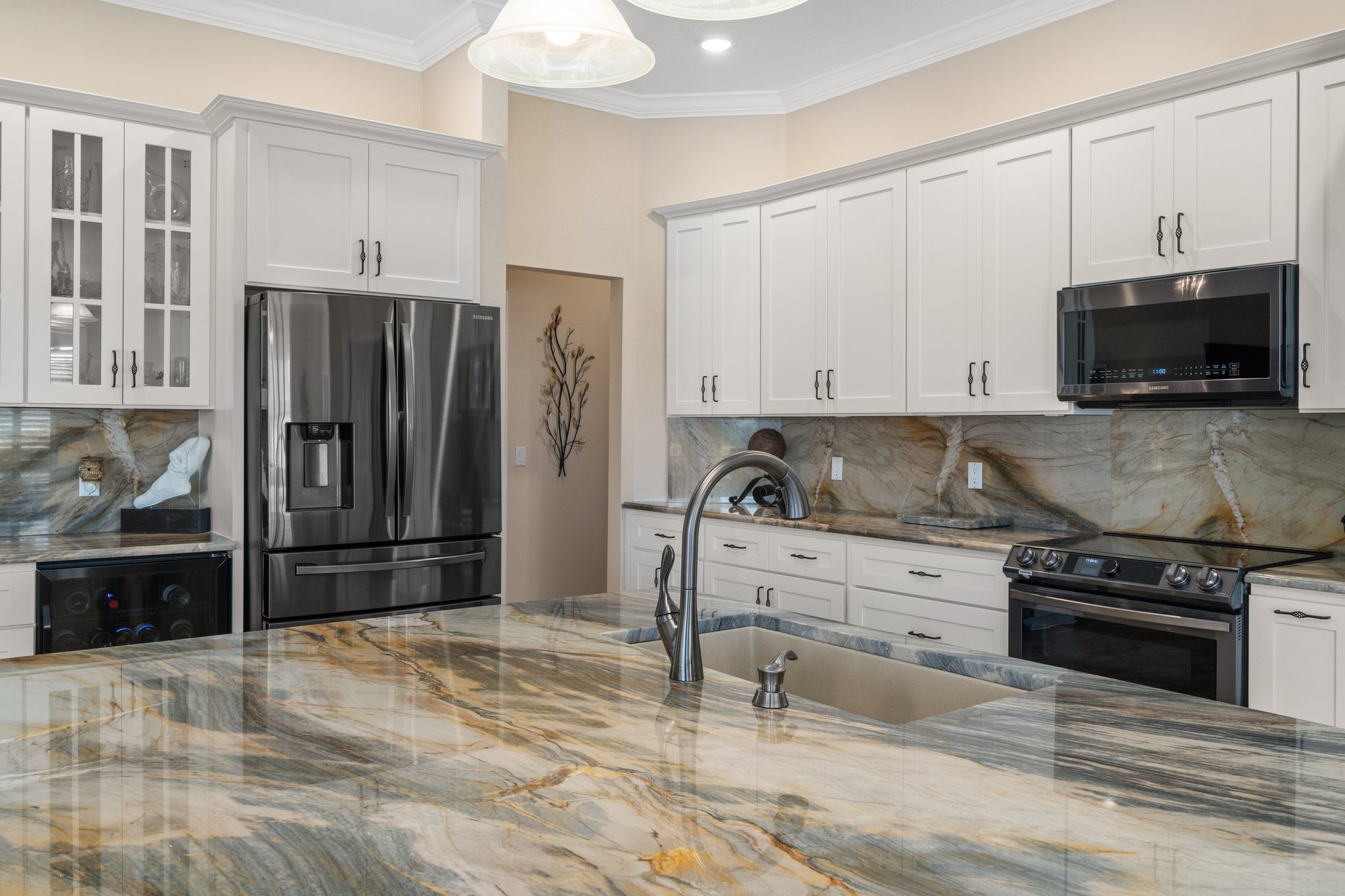 ALL  NEW CUSTOM KITCHEN