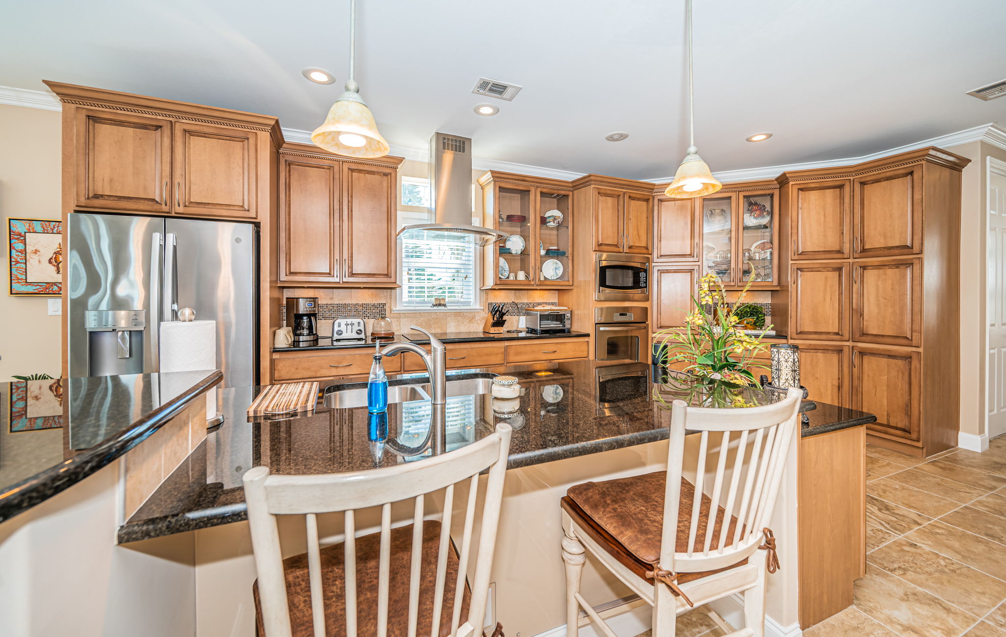 Main Level Kitchen2