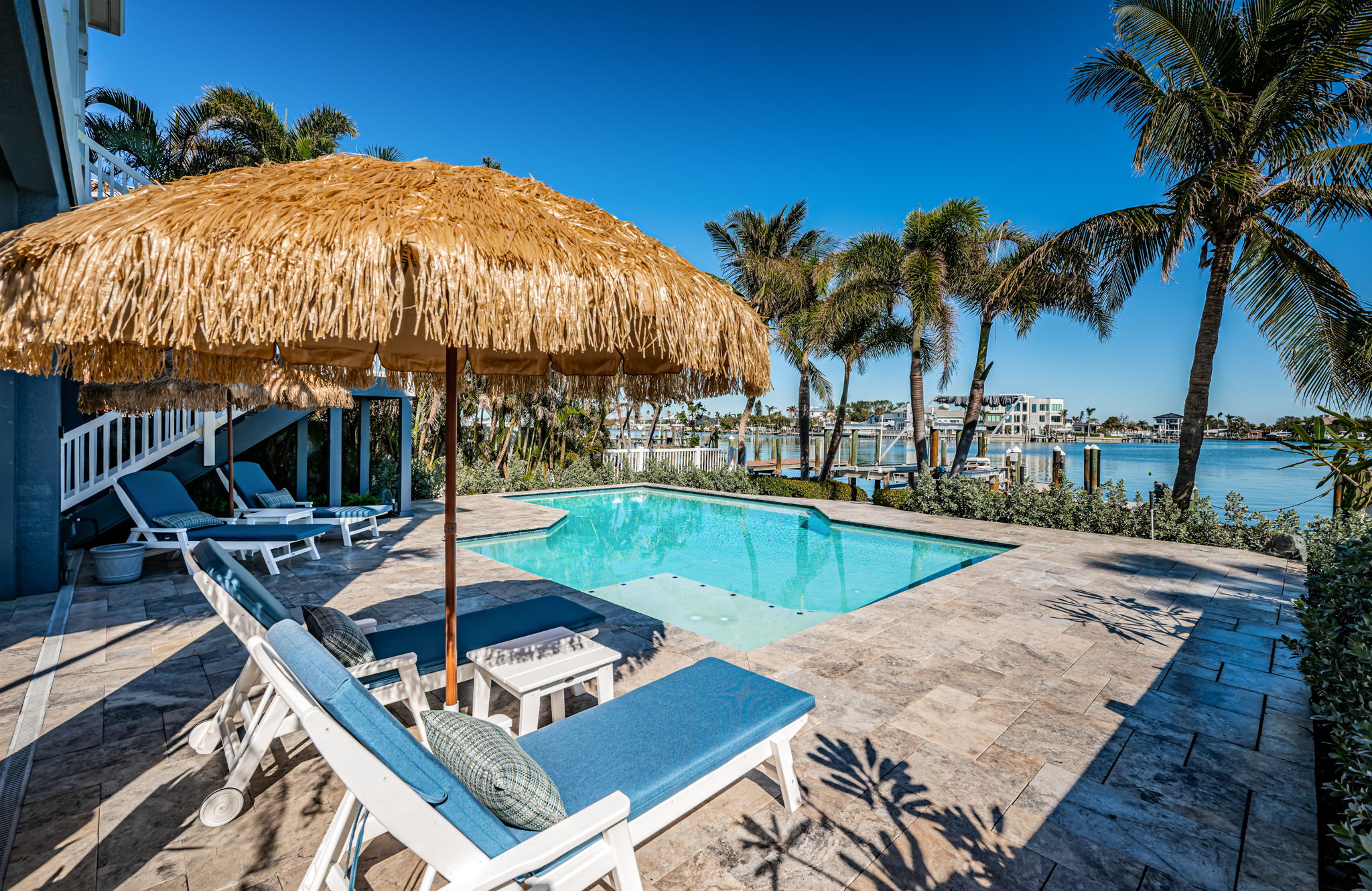 Patio and Pool4