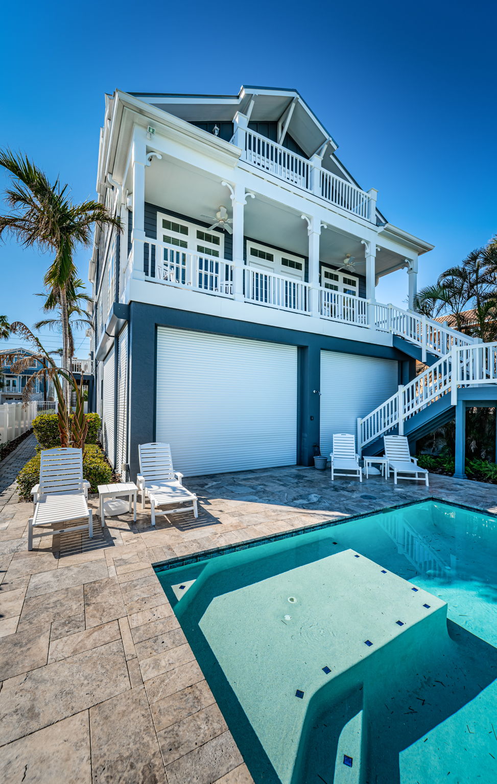 Pool and Patio8