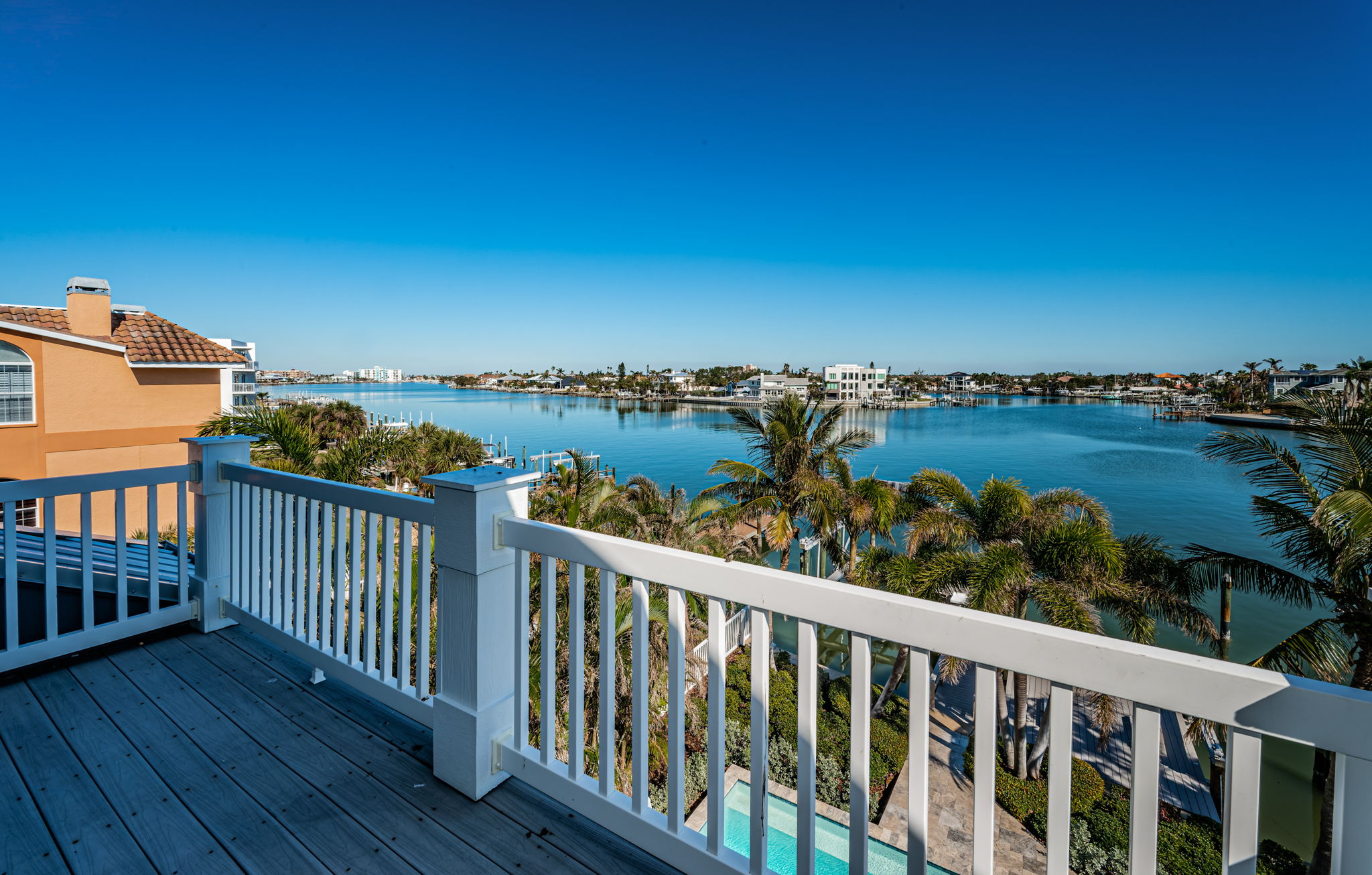 Upper Level Bonus Room Balcony1