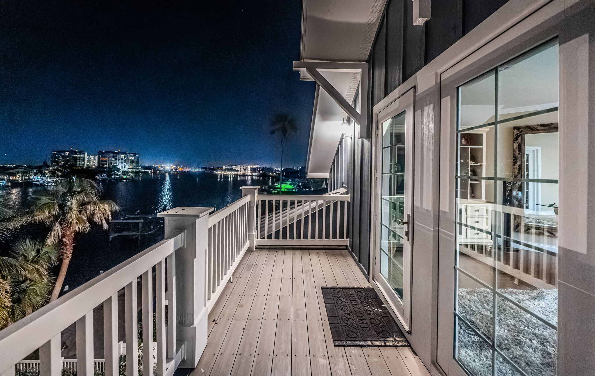 Upper Level Bonus Room Balcony20