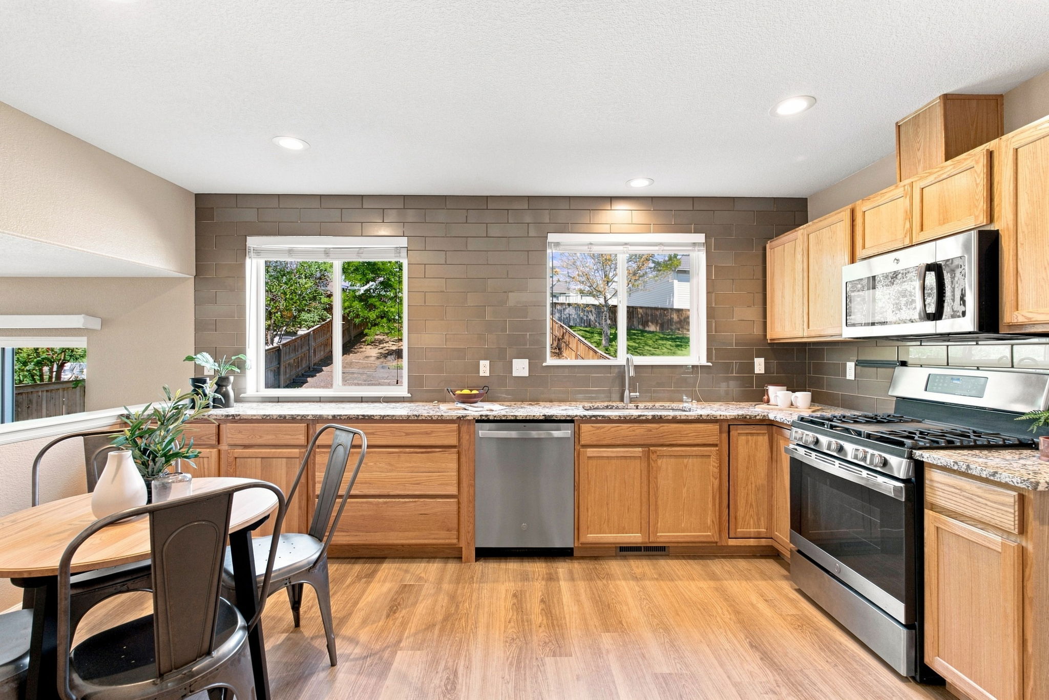 20 10046 Strathfield Ln