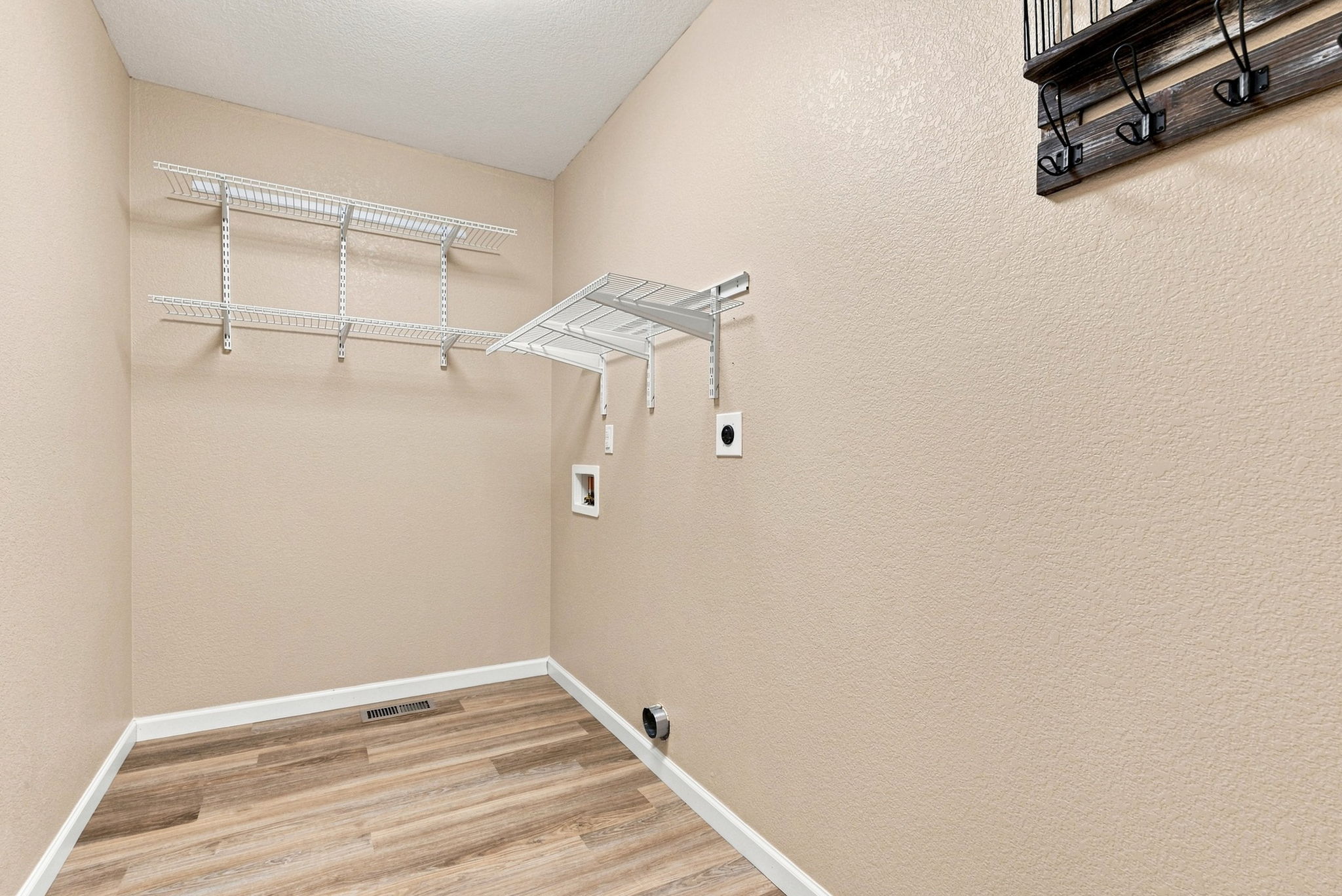 31 10046 Strathfield Ln